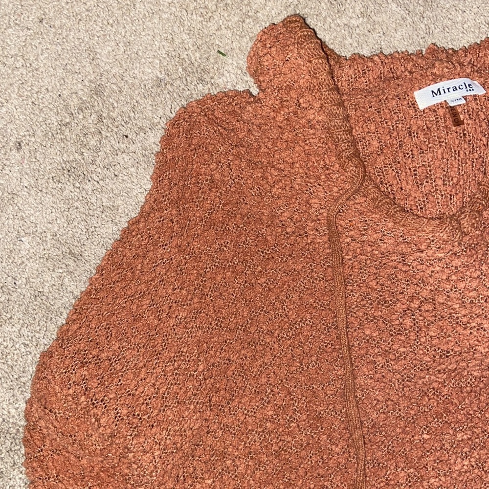 Popcorn Pullover - Picture 2 of 6